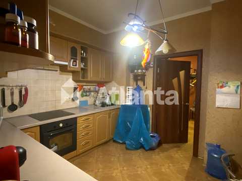 квартира за адресою Середньофонтанська вул., 19-А