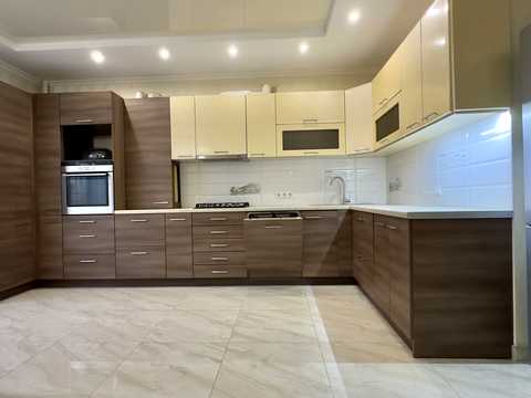 квартира за адресою Богдана Хмельницького вул., 11