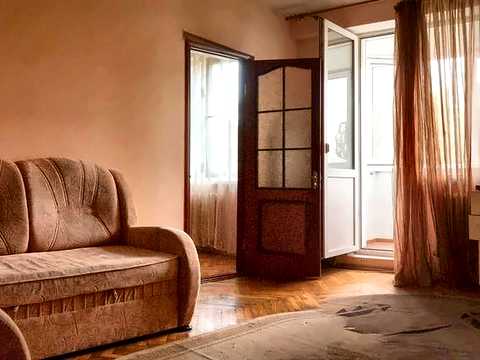 квартира за адресою Волинська вул., 8