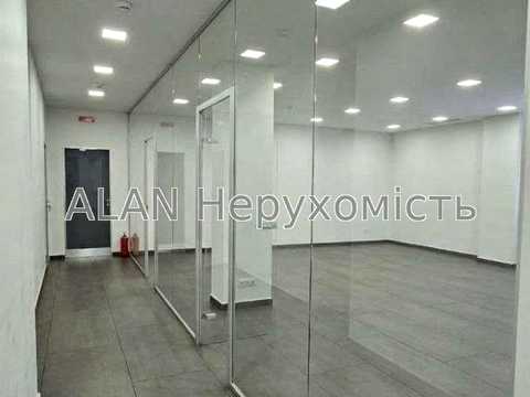 коммерческая по адресу Леси Украинки бульв., 7-Б