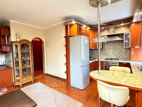 квартира за адресою Марка Безручка вул., 23