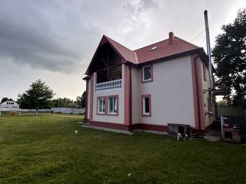 комерційна за адресою Кудрявцева, 1