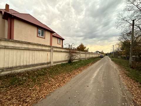 комерційна за адресою Кудрявцева, 1
