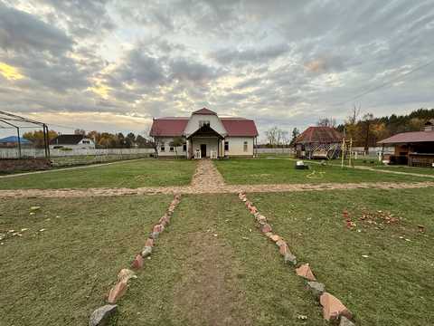 комерційна за адресою Кудрявцева, 1