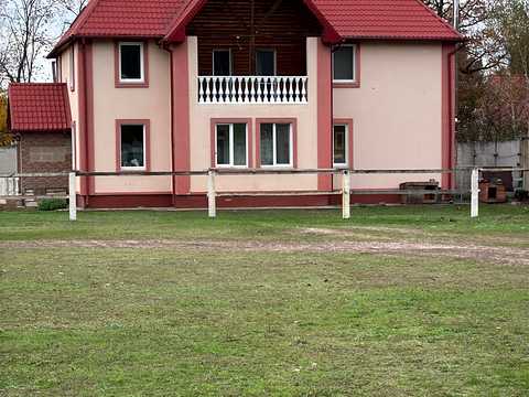 комерційна за адресою Кудрявцева, 1