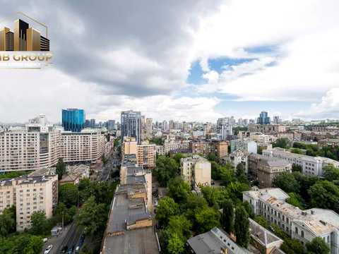 комерційна за адресою Жилянська вул., 68