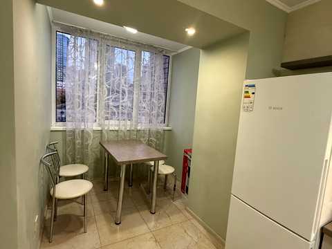 квартира за адресою Антоновича вул. (Горького), 102