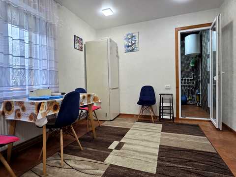 дом по адресу Василия Быкова ул. (Волгоградська)
