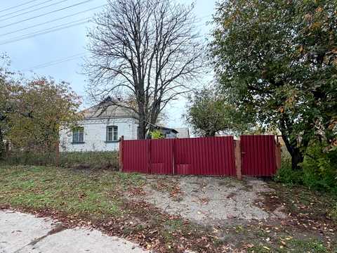 будинок за адресою с. Кадомка, Михайлова