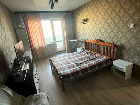 квартира по адресу Драгоманова ул., 13/10