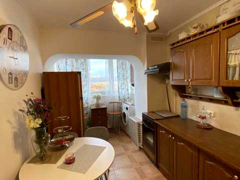 квартира за адресою Русанівський бульв., 2/8