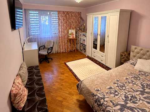 квартира за адресою Чернівці, Вокзальна вул. (Гагаріна), 54-Б