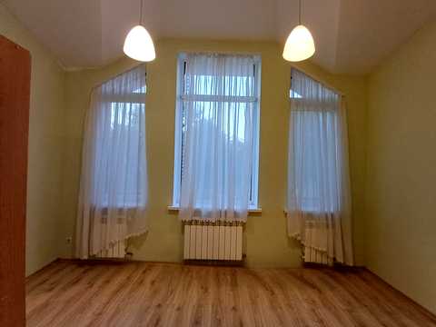 будинок за адресою Будівельників