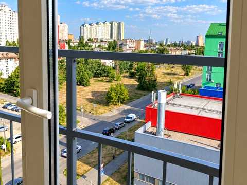 квартира за адресою Київ, Регенераторна вул., 4 к9