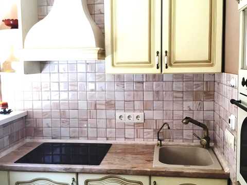 квартира за адресою Кленова вул., 2а