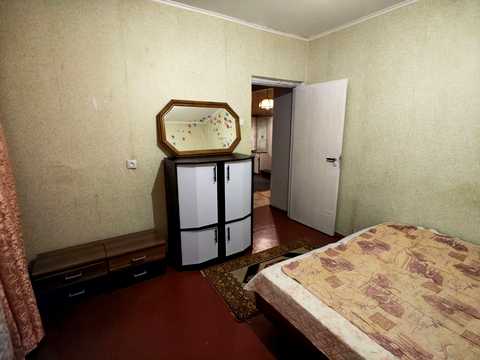 квартира за адресою Анни Ахматової вул., 6