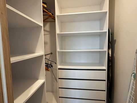 квартира за адресою Набережно-Рибальська вул., 27