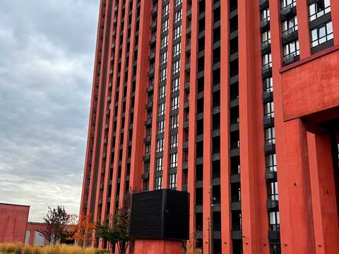 квартира за адресою Набережно-Рибальська вул., 27