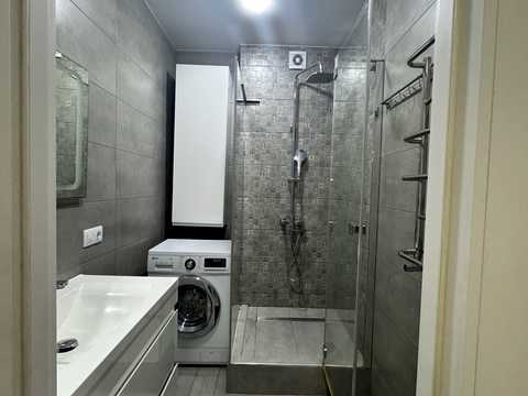 квартира за адресою Машинобудівників вул., 31