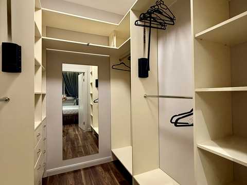квартира за адресою Золотоустівська вул., 47-49