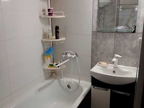 квартира за адресою Івана Крамського вул., 4