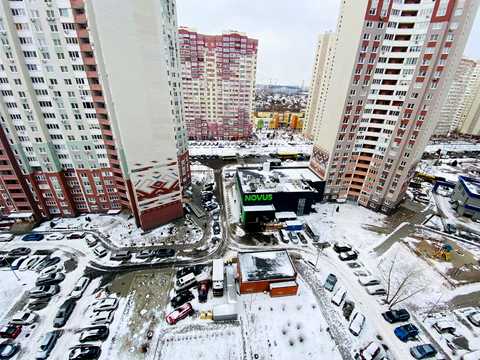квартира за адресою Софії Русової вул., 1-Б