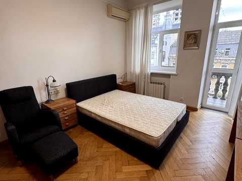 квартира за адресою Пирогова вул., 2