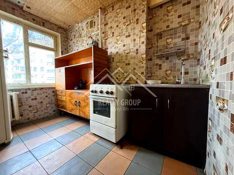 квартира за адресою Десантна вул., 8