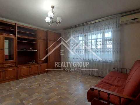 квартира за адресою Українська вул., 122