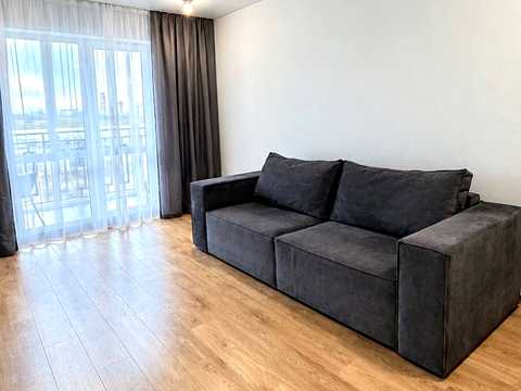 квартира за адресою Метрологічна вул., 21