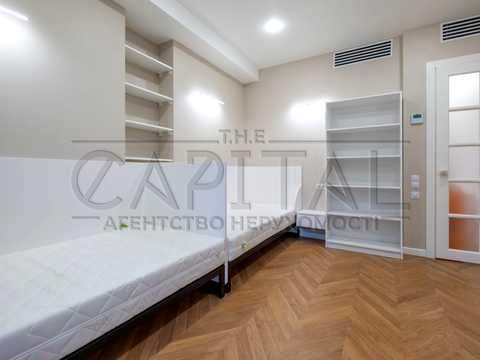 квартира за адресою Золотоустівська вул., 22