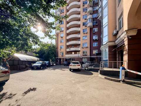 квартира по адресу Кудрявский спуск, 3-А