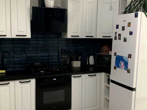 квартира по адресу Степана Бандеры ул., 75