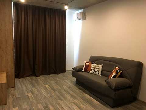 квартира за адресою Юнацька вул., 8