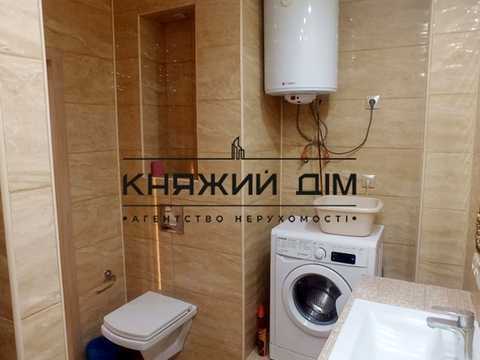 квартира за адресою Драгоманова вул., 2-Б