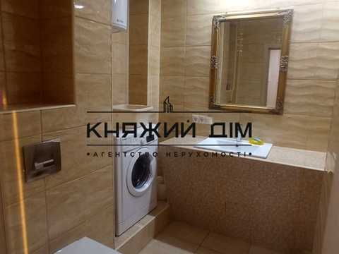 квартира за адресою Драгоманова вул., 2-Б