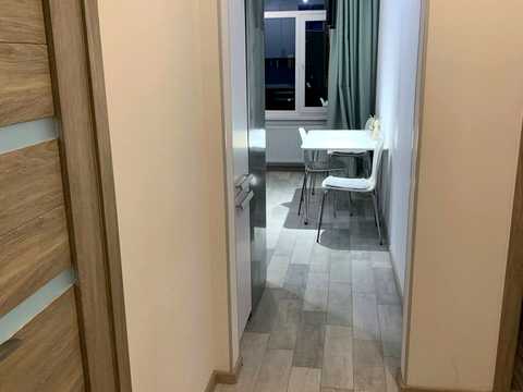 квартира за адресою Юнацька вул., 8