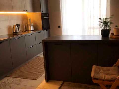 квартира за адресою Воскресенська вул., 18