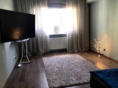 квартира за адресою Воскресенська вул., 18
