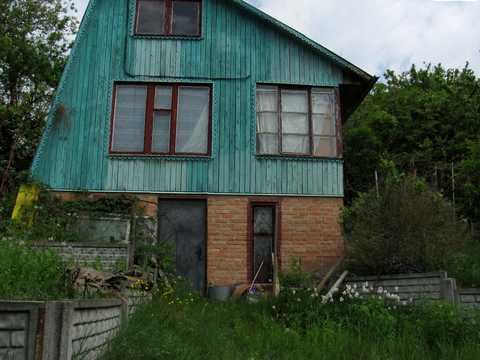 будинок за адресою с-ще. Березина, Квітуча