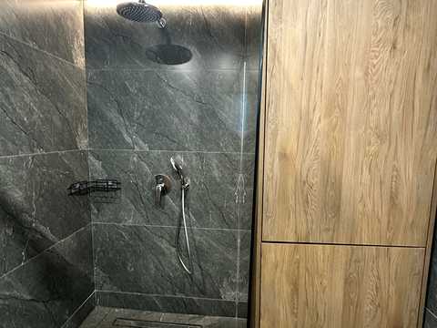 квартира за адресою Романа Левицького вул., 4