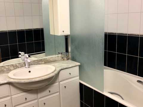 квартира за адресою Драгоманова вул., 1-А