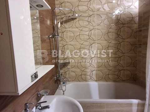 квартира за адресою Анни Ахматової вул., 34