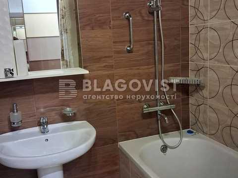 квартира за адресою Анни Ахматової вул., 34