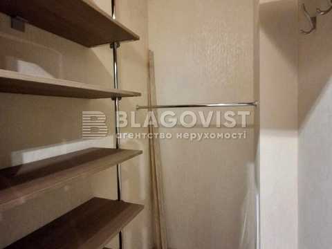 квартира за адресою Анни Ахматової вул., 34