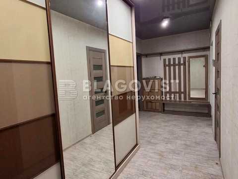 квартира за адресою Анни Ахматової вул., 34