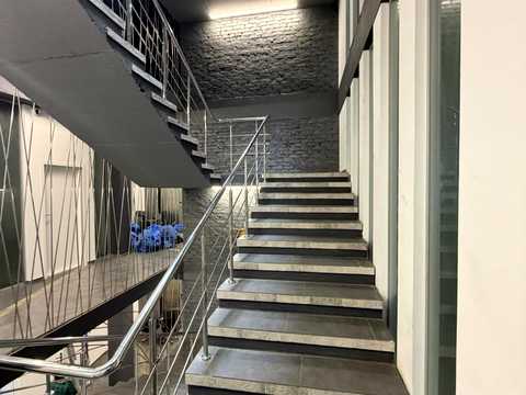 комерційна за адресою Феодосійська вул., 2-Л