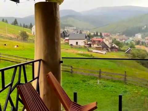 коммерческая по адресу с. Поляница, Карпатская ул., 5а
