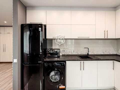 квартира за адресою Софії Русової вул., 7