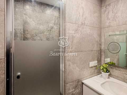 квартира за адресою Софії Русової вул., 7